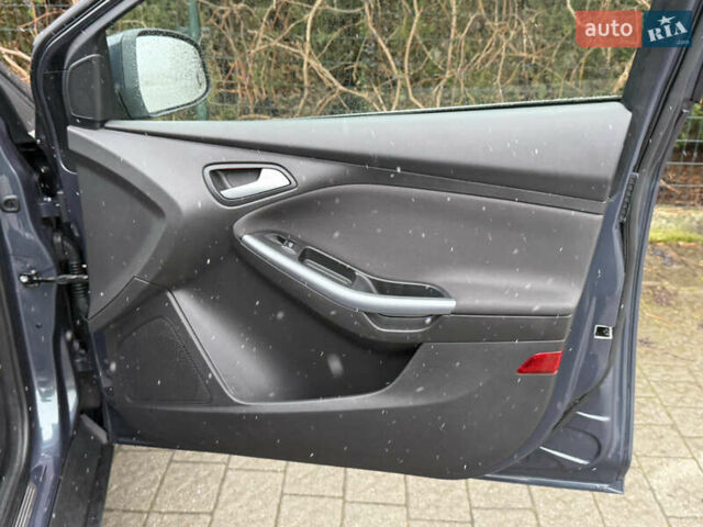 Сірий Форд Фокус, об'ємом двигуна 1.6 л та пробігом 230 тис. км за 8700 $, фото 32 на Automoto.ua