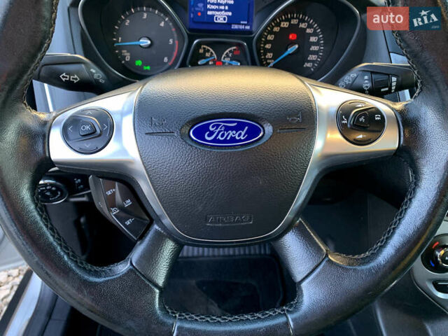 Серый Форд Фокус, объемом двигателя 1.6 л и пробегом 236 тыс. км за 7800 $, фото 29 на Automoto.ua