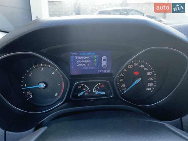 Форд Фокус 2013 в Ровно на Automoto.ua Серый Форд Фокус, объемом двигателя 1.6 л и пробегом 236 тыс. км за 7950 $, фото 39 на Automoto.ua