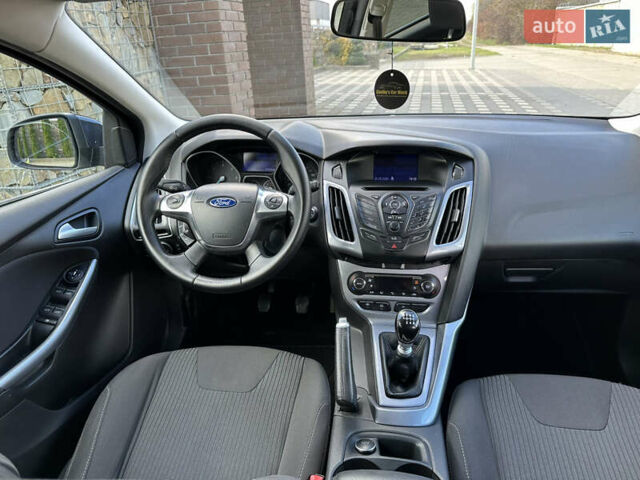 Сірий Форд Фокус, об'ємом двигуна 1.6 л та пробігом 217 тис. км за 8350 $, фото 96 на Automoto.ua