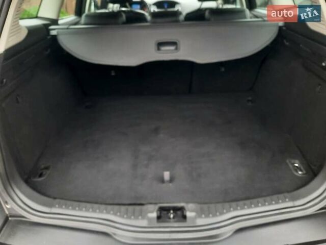 Серый Форд Фокус, объемом двигателя 1.6 л и пробегом 258 тыс. км за 8299 $, фото 86 на Automoto.ua