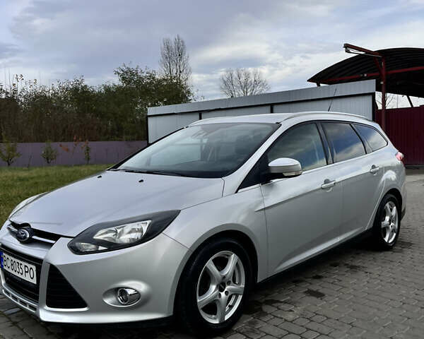 Сірий Форд Фокус, об'ємом двигуна 1.6 л та пробігом 259 тис. км за 8400 $, фото 3 на Automoto.ua