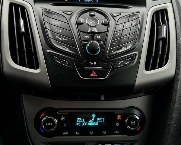 Серый Форд Фокус, объемом двигателя 1.6 л и пробегом 223 тыс. км за 7999 $, фото 24 на Automoto.ua