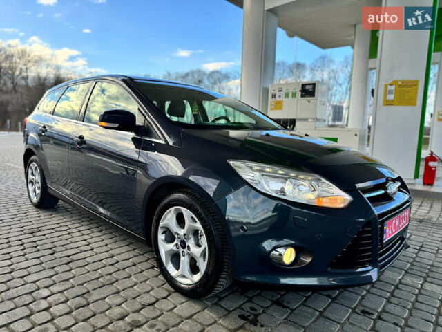 Сірий Форд Фокус, об'ємом двигуна 1.6 л та пробігом 219 тис. км за 9250 $, фото 56 на Automoto.ua