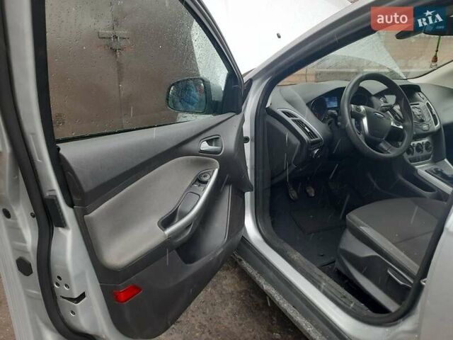 Сірий Форд Фокус, об'ємом двигуна 1.6 л та пробігом 238 тис. км за 7200 $, фото 9 на Automoto.ua