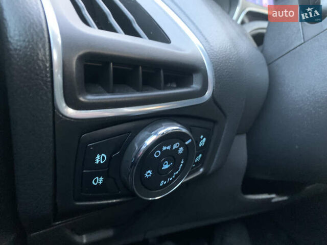 Серый Форд Фокус, объемом двигателя 1.6 л и пробегом 236 тыс. км за 7500 $, фото 36 на Automoto.ua