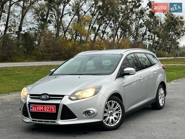 Форд Фокус 2013 в Житомире на Automoto.ua Серый Форд Фокус, объемом двигателя 1.6 л и пробегом 211 тыс. км за 8950 $, фото 1 на Automoto.ua