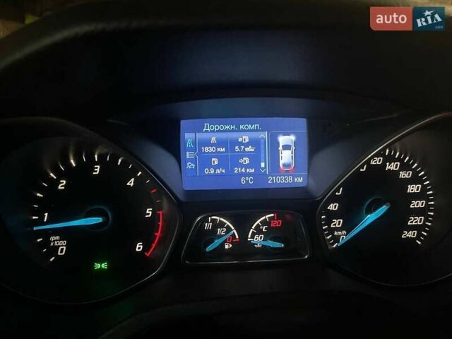 Сірий Форд Фокус, об'ємом двигуна 1.56 л та пробігом 210 тис. км за 8500 $, фото 16 на Automoto.ua