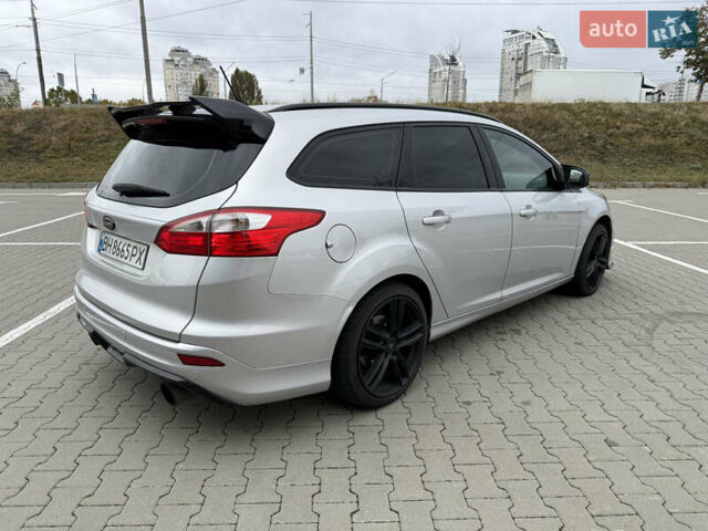 Серый Форд Фокус, объемом двигателя 1.56 л и пробегом 232 тыс. км за 7400 $, фото 13 на Automoto.ua