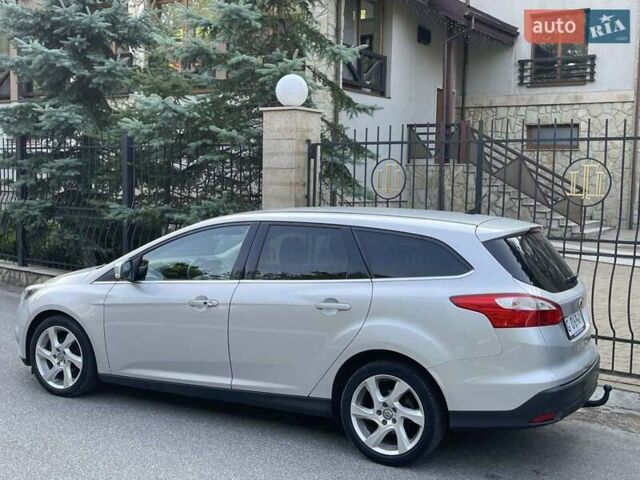 Серый Форд Фокус, объемом двигателя 1.6 л и пробегом 224 тыс. км за 8500 $, фото 7 на Automoto.ua