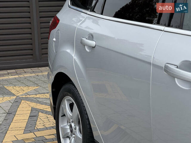 Серый Форд Фокус, объемом двигателя 1.6 л и пробегом 219 тыс. км за 8749 $, фото 97 на Automoto.ua