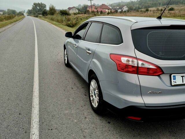 Серый Форд Фокус, объемом двигателя 1.6 л и пробегом 220 тыс. км за 8200 $, фото 6 на Automoto.ua