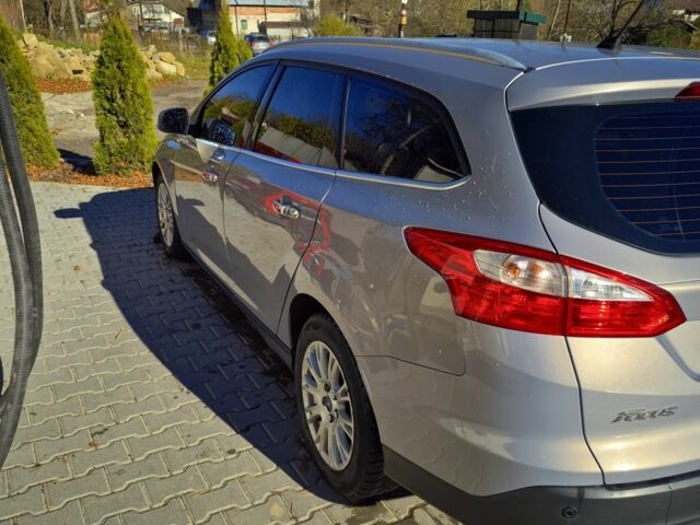 Сірий Форд Фокус, об'ємом двигуна 1 л та пробігом 234 тис. км за 7999 $, фото 7 на Automoto.ua