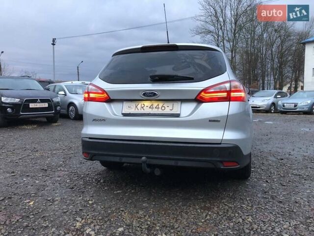 Серый Форд Фокус, объемом двигателя 1.6 л и пробегом 209 тыс. км за 7500 $, фото 7 на Automoto.ua
