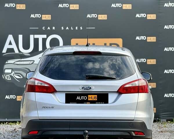 Серый Форд Фокус, объемом двигателя 1.56 л и пробегом 297 тыс. км за 7500 $, фото 5 на Automoto.ua