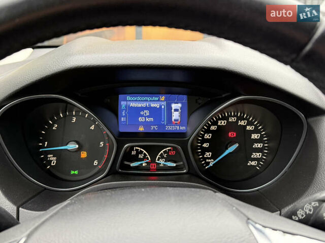 Серый Форд Фокус, объемом двигателя 1.6 л и пробегом 232 тыс. км за 9200 $, фото 42 на Automoto.ua