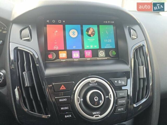 Сірий Форд Фокус, об'ємом двигуна 1.6 л та пробігом 231 тис. км за 7850 $, фото 32 на Automoto.ua