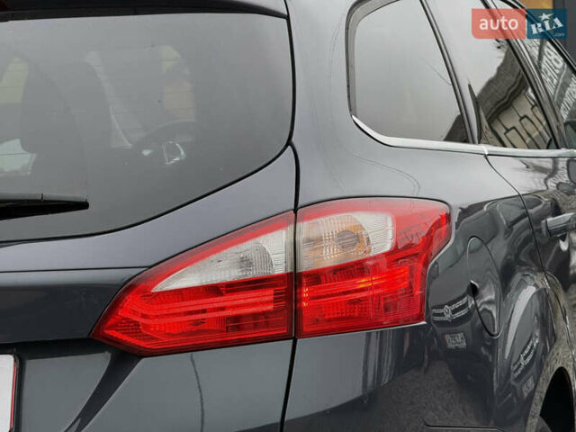 Серый Форд Фокус, объемом двигателя 1.6 л и пробегом 232 тыс. км за 9200 $, фото 24 на Automoto.ua