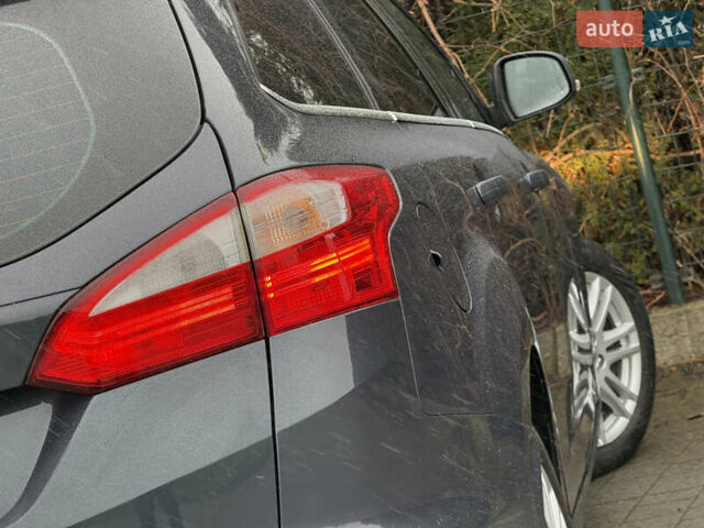 Сірий Форд Фокус, об'ємом двигуна 1.6 л та пробігом 230 тис. км за 8700 $, фото 25 на Automoto.ua