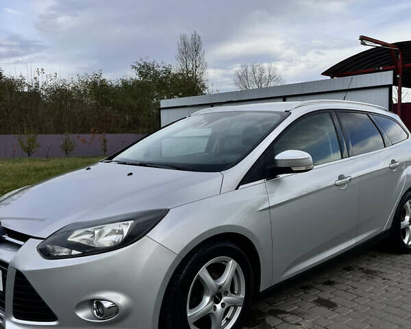 Сірий Форд Фокус, об'ємом двигуна 1.6 л та пробігом 259 тис. км за 8400 $, фото 2 на Automoto.ua