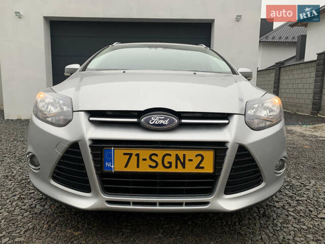 Серый Форд Фокус, объемом двигателя 1.6 л и пробегом 215 тыс. км за 8200 $, фото 12 на Automoto.ua