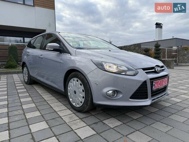 Серый Форд Фокус, объемом двигателя 1.6 л и пробегом 230 тыс. км за 7899 $, фото 7 на Automoto.ua