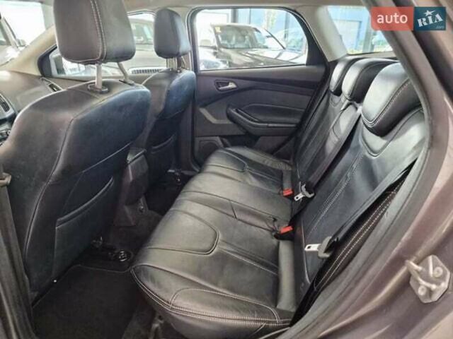 Серый Форд Фокус, объемом двигателя 1.56 л и пробегом 163 тыс. км за 10850 $, фото 6 на Automoto.ua