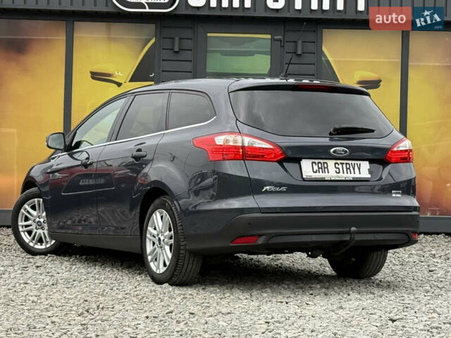 Серый Форд Фокус, объемом двигателя 1.6 л и пробегом 227 тыс. км за 8900 $, фото 17 на Automoto.ua