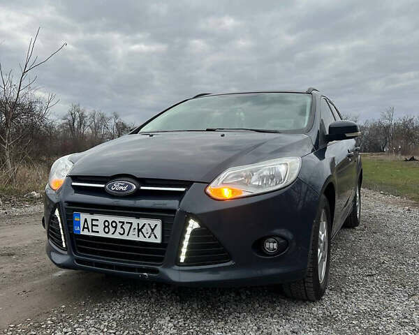 Серый Форд Фокус, объемом двигателя 1 л и пробегом 162 тыс. км за 6800 $, фото 1 на Automoto.ua