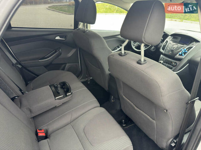 Сірий Форд Фокус, об'ємом двигуна 1.6 л та пробігом 219 тис. км за 8599 $, фото 73 на Automoto.ua