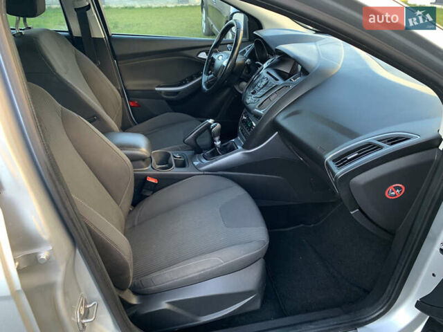 Серый Форд Фокус, объемом двигателя 1.6 л и пробегом 236 тыс. км за 7800 $, фото 25 на Automoto.ua
