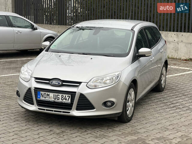 Серый Форд Фокус, объемом двигателя 1.6 л и пробегом 243 тыс. км за 7000 $, фото 5 на Automoto.ua