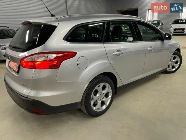 Серый Форд Фокус, объемом двигателя 1.6 л и пробегом 231 тыс. км за 8450 $, фото 8 на Automoto.ua
