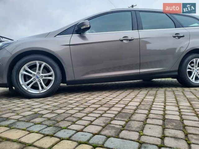 Сірий Форд Фокус, об'ємом двигуна 1.6 л та пробігом 258 тис. км за 8199 $, фото 22 на Automoto.ua