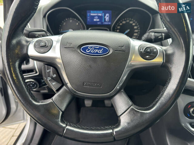 Серый Форд Фокус, объемом двигателя 1.6 л и пробегом 219 тыс. км за 8749 $, фото 74 на Automoto.ua