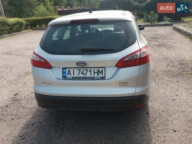 Серый Форд Фокус, объемом двигателя 1 л и пробегом 300 тыс. км за 7333 $, фото 5 на Automoto.ua