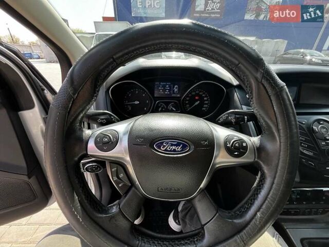 Форд Фокус 2013 в Новоукраинке на Automoto.ua Серый Форд Фокус, объемом двигателя 1.6 л и пробегом 257 тыс. км за 7900 $, фото 18 на Automoto.ua