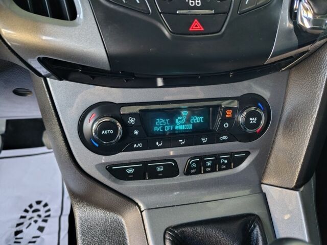 Серый Форд Фокус, объемом двигателя 0 л и пробегом 235 тыс. км за 7250 $, фото 9 на Automoto.ua