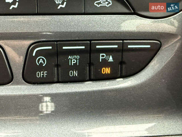 Серый Форд Фокус, объемом двигателя 1.6 л и пробегом 232 тыс. км за 9200 $, фото 50 на Automoto.ua