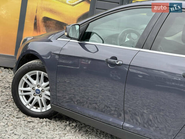Серый Форд Фокус, объемом двигателя 1.6 л и пробегом 227 тыс. км за 8900 $, фото 19 на Automoto.ua