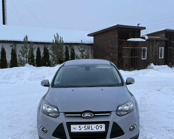 Серый Форд Фокус, объемом двигателя 1.56 л и пробегом 225 тыс. км за 8800 $, фото 9 на Automoto.ua