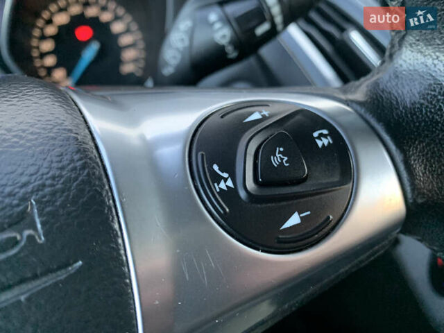 Серый Форд Фокус, объемом двигателя 1.6 л и пробегом 236 тыс. км за 7500 $, фото 33 на Automoto.ua