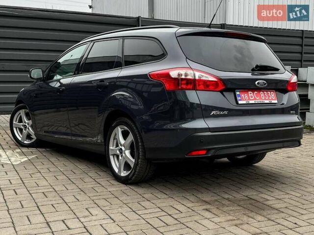 Серый Форд Фокус, объемом двигателя 1.6 л и пробегом 200 тыс. км за 8700 $, фото 25 на Automoto.ua