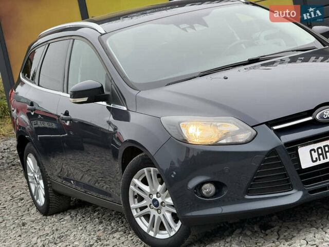 Серый Форд Фокус, объемом двигателя 1.6 л и пробегом 232 тыс. км за 9200 $, фото 12 на Automoto.ua