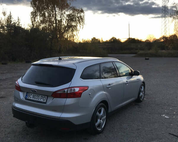 Форд Фокус 2013 в Львове на Automoto.ua Серый Форд Фокус, объемом двигателя 1.56 л и пробегом 259 тыс. км за 8400 $, фото 15 на Automoto.ua