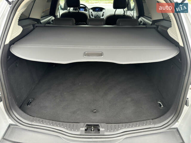 Сірий Форд Фокус, об'ємом двигуна 1.6 л та пробігом 219 тис. км за 8599 $, фото 119 на Automoto.ua