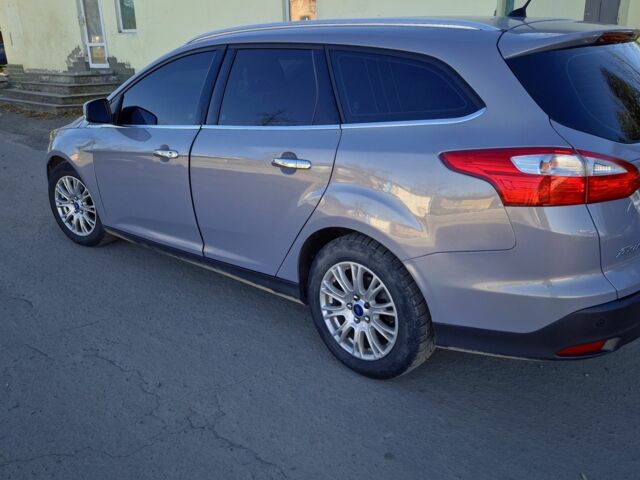 Сірий Форд Фокус, об'ємом двигуна 1 л та пробігом 234 тис. км за 7999 $, фото 1 на Automoto.ua