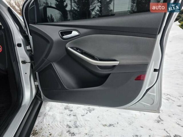 Сірий Форд Фокус, об'ємом двигуна 1.6 л та пробігом 233 тис. км за 6777 $, фото 41 на Automoto.ua