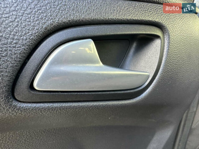 Форд Фокус 2013 у Стрые на Automoto.ua Сірий Форд Фокус, об'ємом двигуна 1.6 л та пробігом 217 тис. км за 8350 $, фото 108 на Automoto.ua