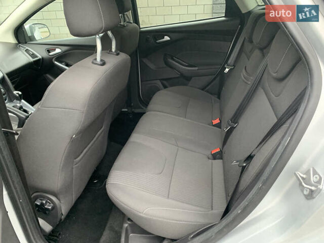 Серый Форд Фокус, объемом двигателя 1.6 л и пробегом 215 тыс. км за 8200 $, фото 22 на Automoto.ua